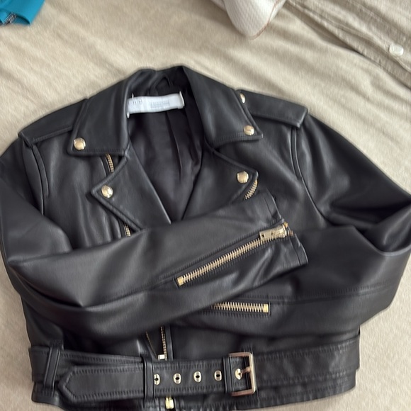 IRO size 40 never worn cropped leather biker jacket! Gorgeous soft lamb leather - Picture 5 of 10